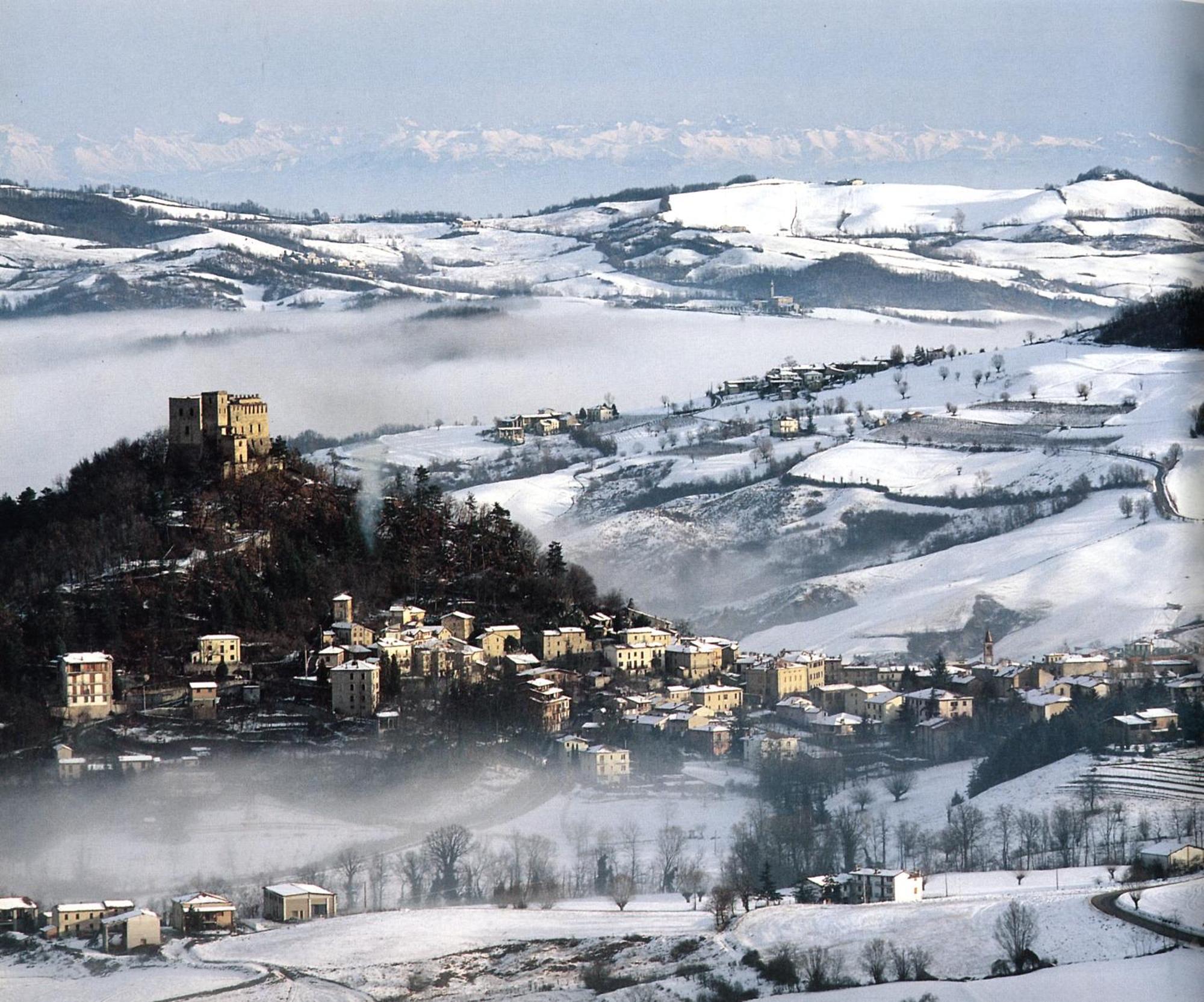 Casavacanzedezza Montecalvo Versiggia Exterior photo